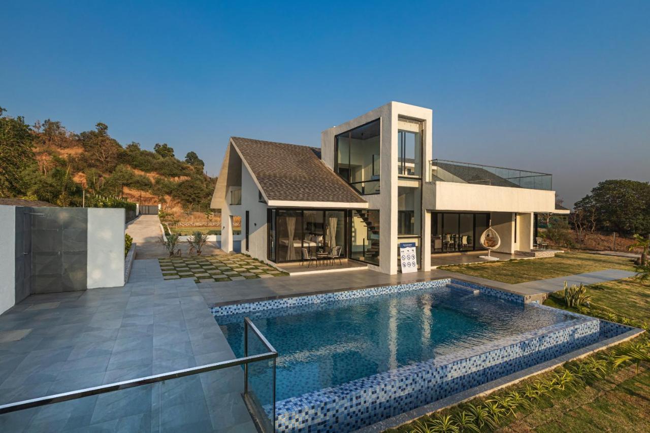 Saffronstays Stargazer, Karjat - Luxury Pool Villa With Lake View Exterior photo